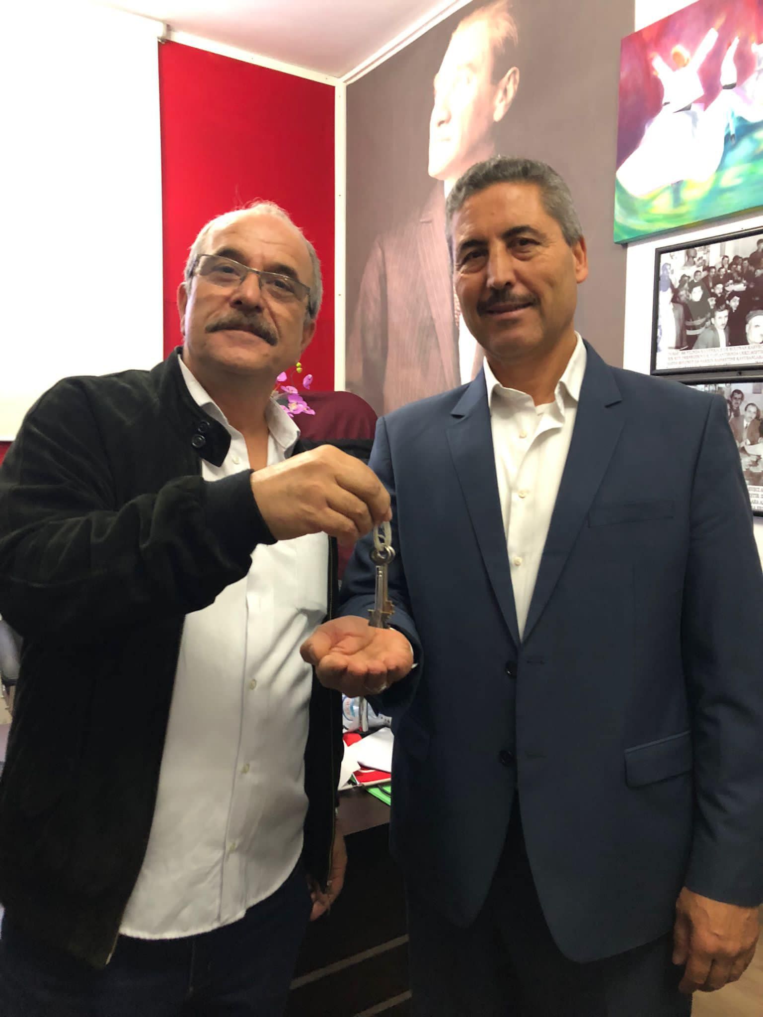 HASANŞEYH’TE BAYRAK DEĞİŞİMİ 