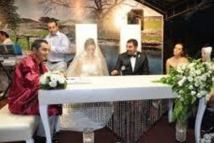 FATMA OLKAÇ  İLE  SÜLEYMAN YILDIZ EVLENİYORLAR 
